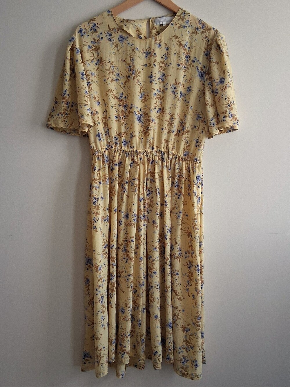 100% Silk 80s Yellow Floral Dress Sz Large Fits Like US 10 Great Condition - Picture 10 of 10